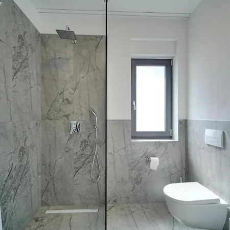 Alexander Apartamento *
